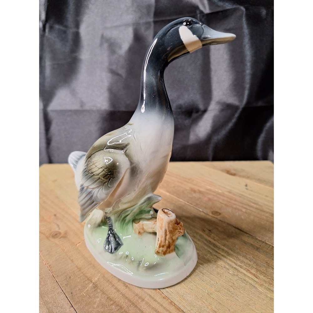 Vintage 1950s Lefton Japan Ceramic Canada Goose Figurine‎ Hand Painted Porcelain